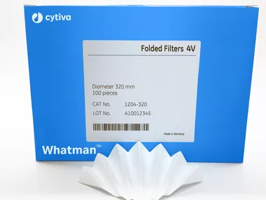 Grade 4V Folded Filter Paper, Circle 18.5cm, pack/100