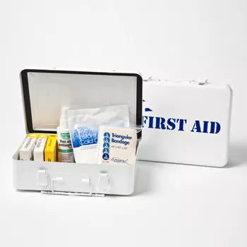 Medium First Aid Kit in Steel case, case/16